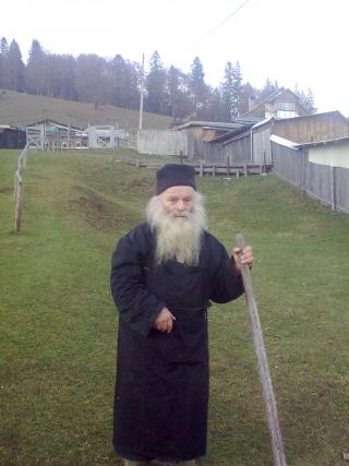 Monahul Proclu Nicău – un mare dar al Celui de Sus pentru noi
