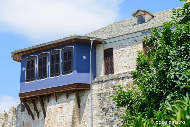 Mănăstirea Dohiariu din Muntele Athos – marea ctitorie a domnitorului Alexandru Lăpușneanu / Foto: Pr. Silviu Cluci Mănăstirea Dohiariu din Muntele Athos