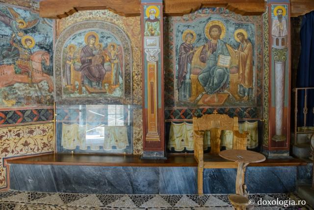 Mănăstirea Dohiariu din Muntele Athos – marea ctitorie a domnitorului Alexandru Lăpușneanu / Foto: Pr. Silviu Cluci Mănăstirea Dohiariu din Muntele Athos