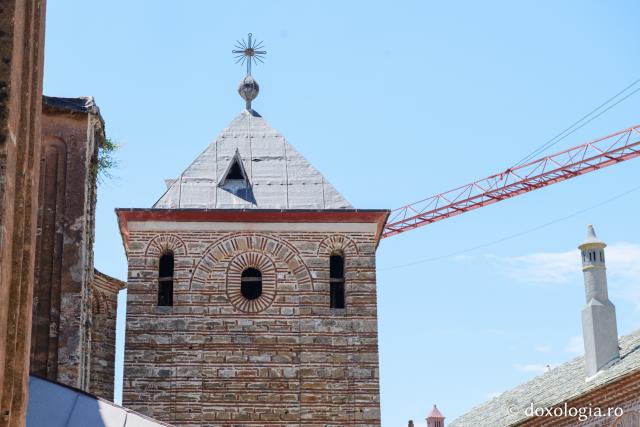 Mănăstirea Dohiariu din Muntele Athos – marea ctitorie a domnitorului Alexandru Lăpușneanu / Foto: Pr. Silviu Cluci Mănăstirea Dohiariu din Muntele Athos
