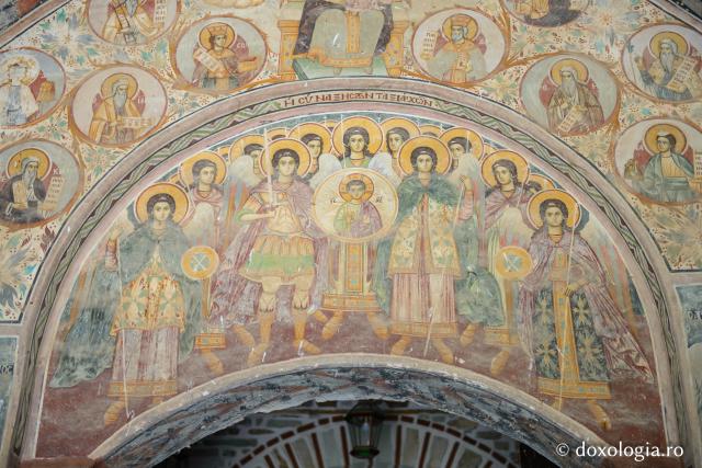 Mănăstirea Dohiariu din Muntele Athos – marea ctitorie a domnitorului Alexandru Lăpușneanu / Foto: Pr. Silviu Cluci Mănăstirea Dohiariu din Muntele Athos