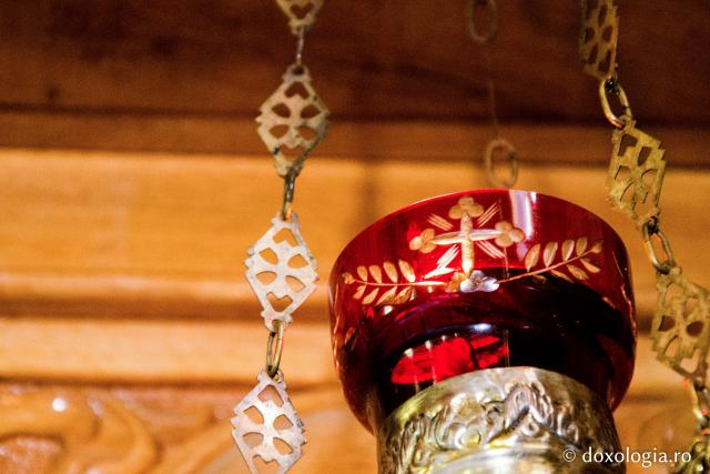 candelă aprinsă