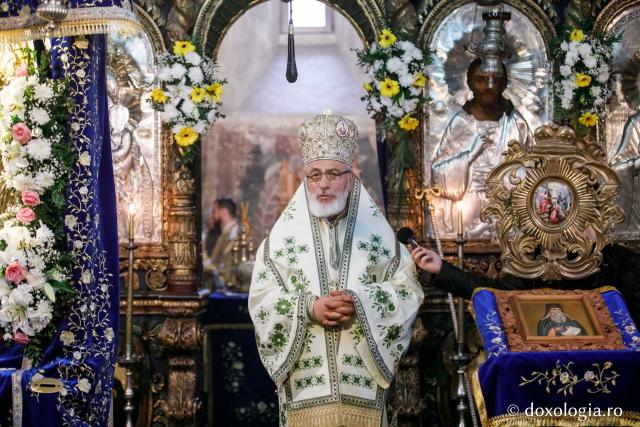 (Foto) Prăznuirea Sfântului Paisie Velicicovschi la Mănăstirea Neamț 2018