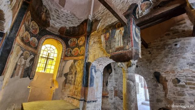 Locul unde moaștele Cuvioasei Parascheva au stat timp de 155 de ani – Biserica „Sfinții Apostoli Petru și Pavel” din Veliko Târnovo / Foto: Bogdan Zamfirescu Biserica „Sfinții Apostoli Petru și Pavel” din Veliko Târnovo