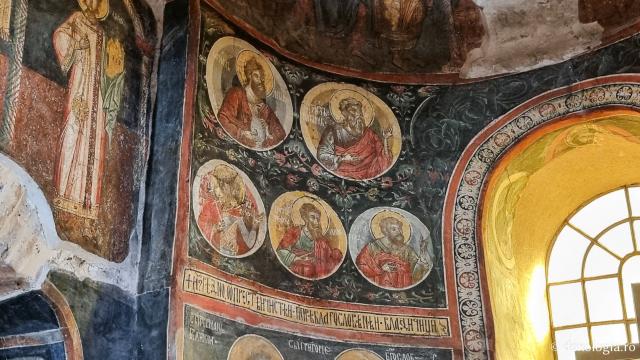 Locul unde moaștele Cuvioasei Parascheva au stat timp de 155 de ani – Biserica „Sfinții Apostoli Petru și Pavel” din Veliko Târnovo / Foto: Bogdan Zamfirescu Biserica „Sfinții Apostoli Petru și Pavel” din Veliko Târnovo