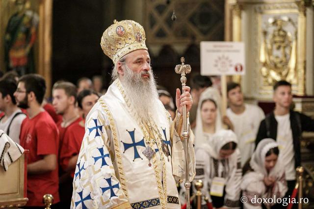 (Foto) Sfânta Liturghie la Catedrala Mitropolitană în încheierea celei de-a patra ediții a Întâlnirii Tinerilor Ortodocși din Moldova