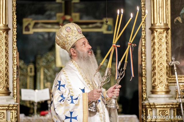 (Foto) Sfânta Liturghie la Catedrala Mitropolitană în încheierea celei de-a patra ediții a Întâlnirii Tinerilor Ortodocși din Moldova