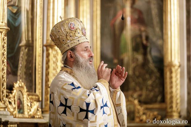 (Foto) Sfânta Liturghie la Catedrala Mitropolitană în încheierea celei de-a patra ediții a Întâlnirii Tinerilor Ortodocși din Moldova