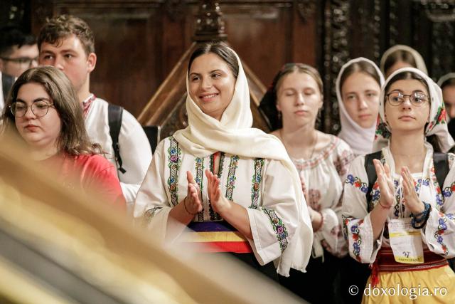 (Foto) Sfânta Liturghie la Catedrala Mitropolitană în încheierea celei de-a patra ediții a Întâlnirii Tinerilor Ortodocși din Moldova