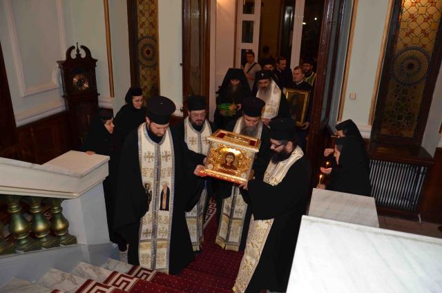 Moaştele Sfântului Teofil cel nebun pentru Hristos au ajuns la Iaşi