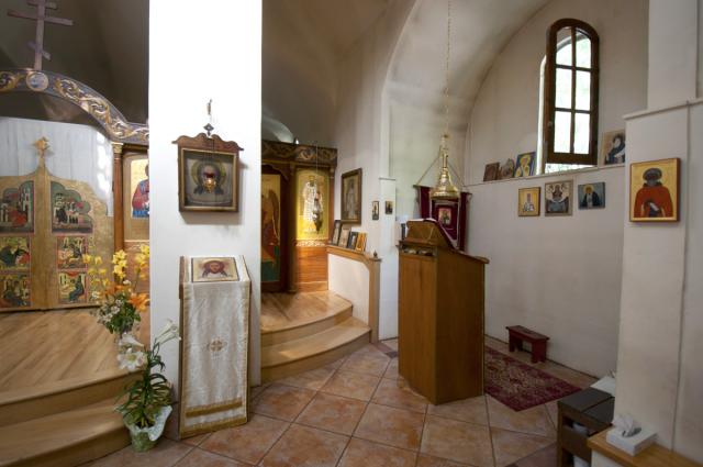 (Foto) Acasă la Părintele Serafim Rose – Mănăstirea „Sfântul Gherman” de la Platina